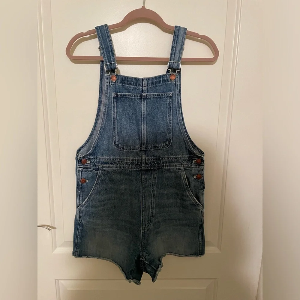 Madewell Denim Short Overalls in Classic Blue